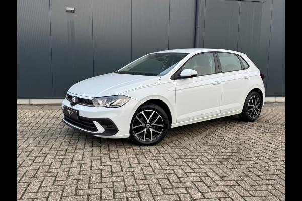 Volkswagen Polo 1.0 MPI * Carplay * Stoelverwarming * Cruise Control * Lichtmetalen Velgen *