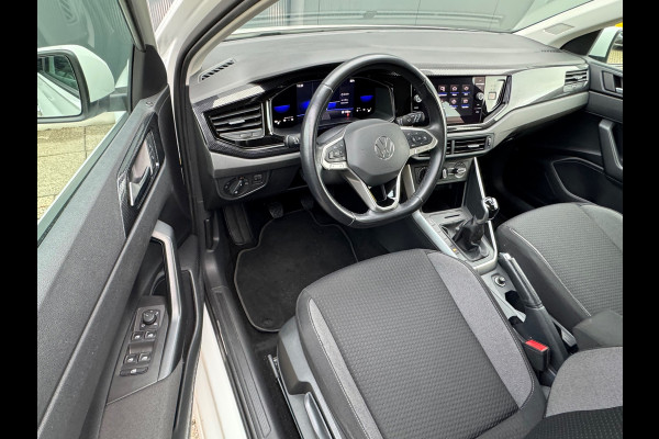 Volkswagen Polo 1.0 MPI * Carplay * Stoelverwarming * Cruise Control * Lichtmetalen Velgen *