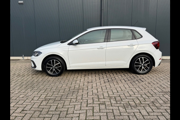 Volkswagen Polo 1.0 MPI * Carplay * Stoelverwarming * Cruise Control * Lichtmetalen Velgen *