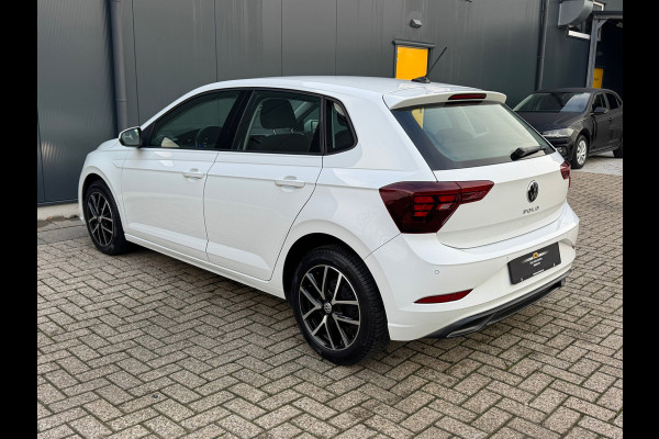 Volkswagen Polo 1.0 MPI * Carplay * Stoelverwarming * Cruise Control * Lichtmetalen Velgen *