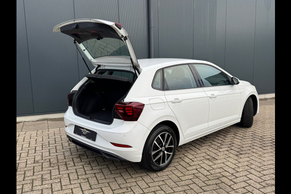 Volkswagen Polo 1.0 MPI * Carplay * Stoelverwarming * Cruise Control * Lichtmetalen Velgen *