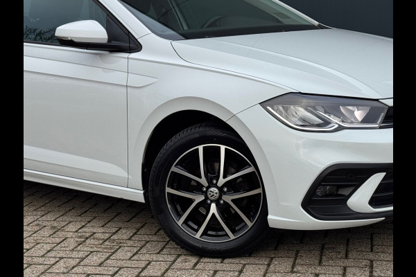 Volkswagen Polo 1.0 MPI * Carplay * Stoelverwarming * Cruise Control * Lichtmetalen Velgen *