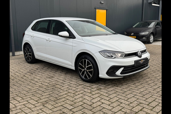 Volkswagen Polo 1.0 MPI * Carplay * Stoelverwarming * Cruise Control * Lichtmetalen Velgen *