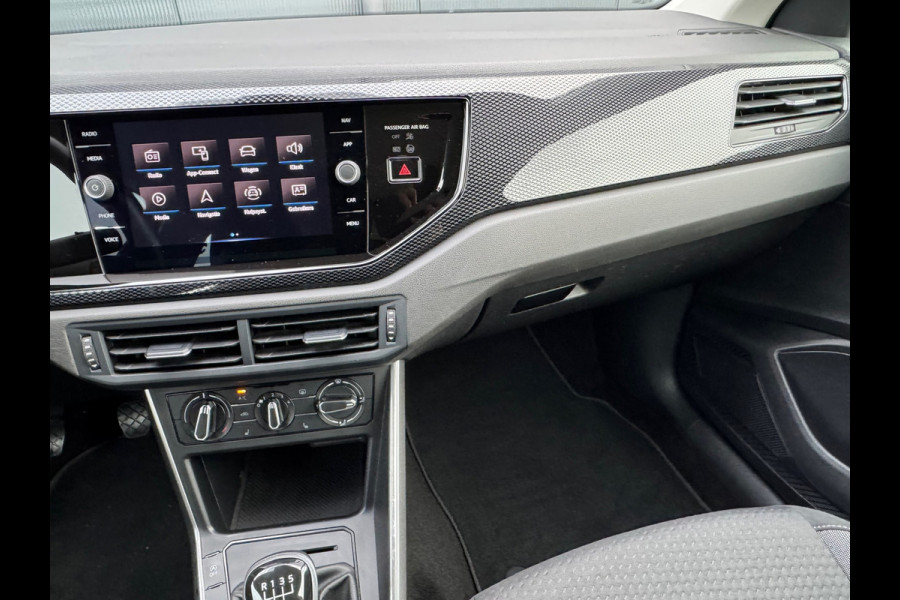 Volkswagen Polo 1.0 MPI * Carplay * Stoelverwarming * Cruise Control * Lichtmetalen Velgen *