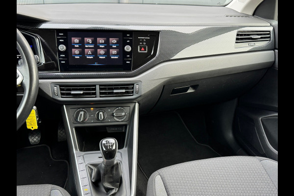 Volkswagen Polo 1.0 MPI * Carplay * Stoelverwarming * Cruise Control * Lichtmetalen Velgen *