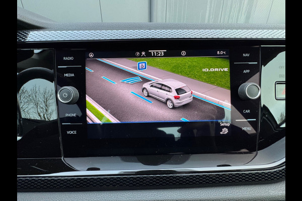 Volkswagen Polo 1.0 MPI * Carplay * Stoelverwarming * Cruise Control * Lichtmetalen Velgen *