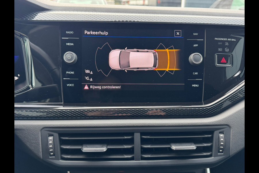 Volkswagen Polo 1.0 MPI * Carplay * Stoelverwarming * Cruise Control * Lichtmetalen Velgen *