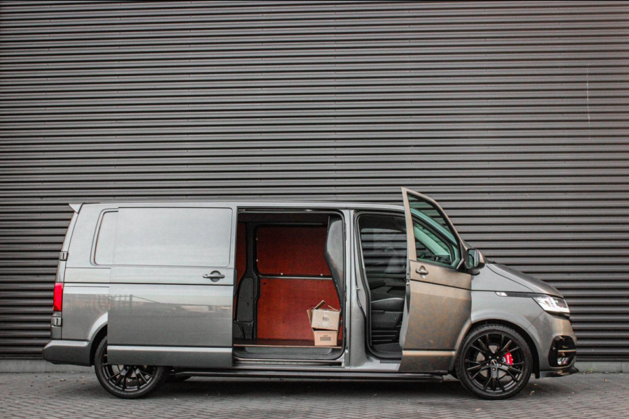 Volkswagen Transporter 2.0 TDI L2H1 150PK JB-EDITION DSG / PDC / VERLAGINGSVEREN / LEDEREN BEKLEDING / FULL / APPLE CARPLAY / NAVI