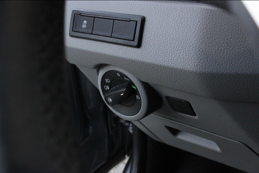 Volkswagen Transporter 2.0 TDI L2H1 150PK JB-EDITION DSG / PDC / VERLAGINGSVEREN / LEDEREN BEKLEDING / FULL / APPLE CARPLAY / NAVI