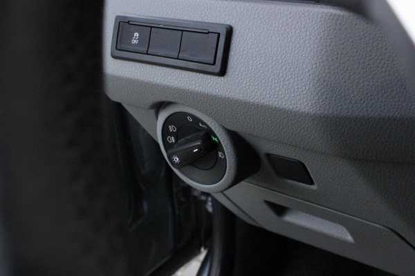 Volkswagen Transporter 2.0 TDI L2H1 150PK JB-EDITION DSG / PDC / VERLAGINGSVEREN / LEDEREN BEKLEDING / FULL / APPLE CARPLAY / NAVI