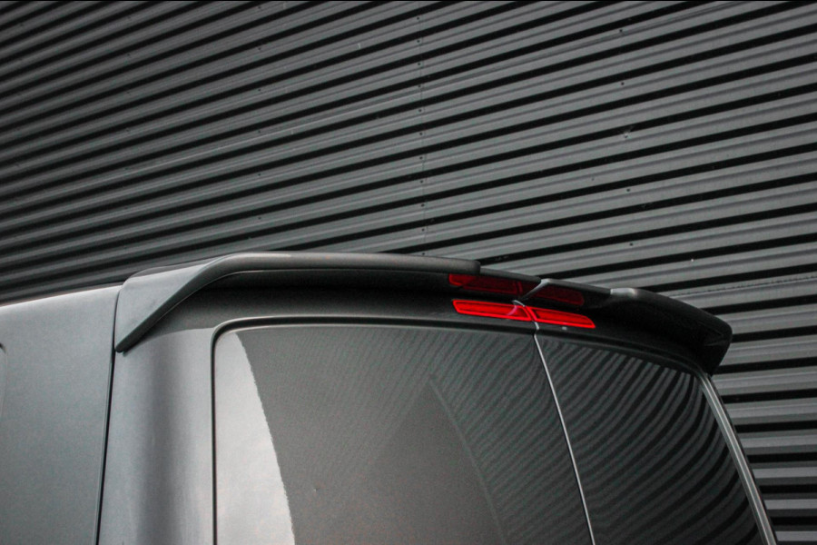 Volkswagen Transporter 2.0 TDI L2H1 150PK JB-EDITION DSG / PDC / VERLAGINGSVEREN / LEDEREN BEKLEDING / FULL / APPLE CARPLAY / NAVI