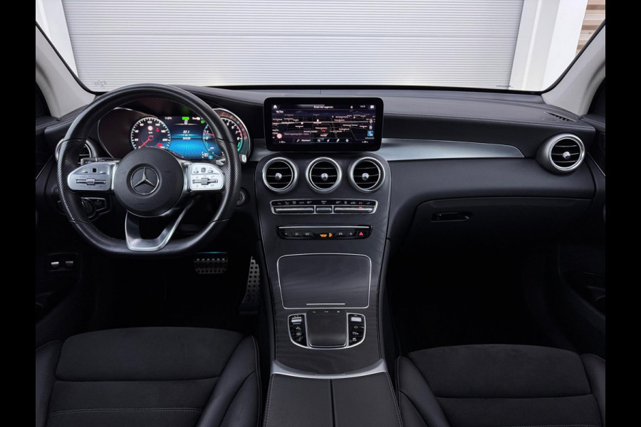 Mercedes-Benz GLC 300e 4MATIC Premium Plus Pano/Memory/360