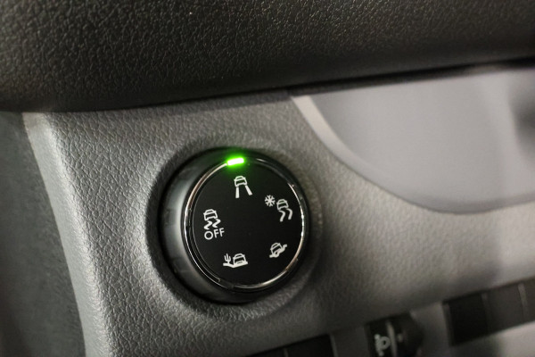 Peugeot Expert 2.0 BlueHDI 180 DC Premium 177 PK | Dubbel Cabine | CarPlay | Climate control | Trekhaak | F1 Flippers | 5-Zitter | Automaat | Nieuwe APK | NAP Logisch | Euro 6