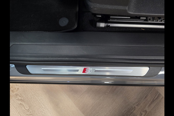 Audi Q4 Sportback e-tron 45 S Edition 82 kWh TREKHAAK CAMERA PARKEERSENSOREN VOOR EN ACHTER NAVI ADAPTIEVE CRUISE CONTROL