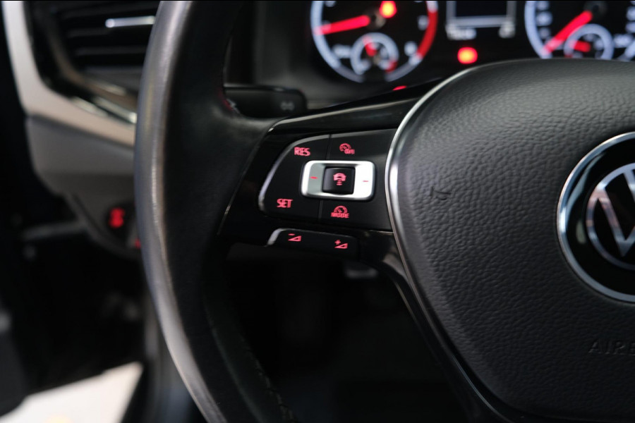 Volkswagen Polo 1.0 TSI Comfortline - N.A.P. Airco, Cruise, Navi, PDC.