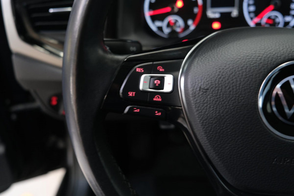 Volkswagen Polo 1.0 TSI Comfortline - N.A.P. Airco, Cruise, Navi, PDC.