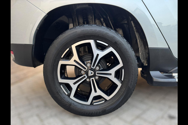 Dacia Duster 1.3 TCe Prestige TREKHAAK / CAMERA / PDC RONDOM / NAVIGATIE / LED / CARPLAY / PDC / NL AUTO