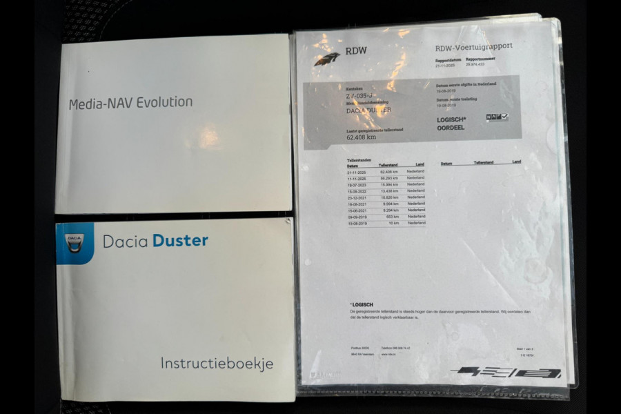 Dacia Duster 1.3 TCe Prestige TREKHAAK / CAMERA / PDC RONDOM / NAVIGATIE / LED / CARPLAY / PDC / NL AUTO