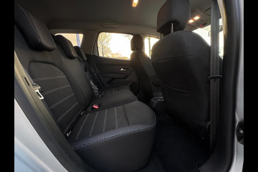 Dacia Duster 1.3 TCe Prestige TREKHAAK / CAMERA / PDC RONDOM / NAVIGATIE / LED / CARPLAY / PDC / NL AUTO