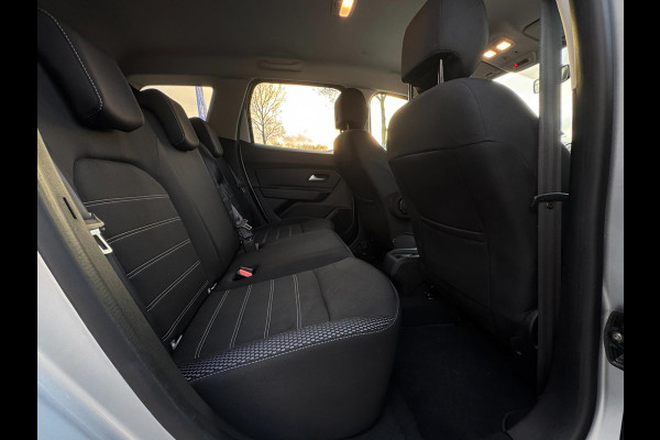 Dacia Duster 1.3 TCe Prestige TREKHAAK / CAMERA / PDC RONDOM / NAVIGATIE / LED / CARPLAY / PDC / NL AUTO