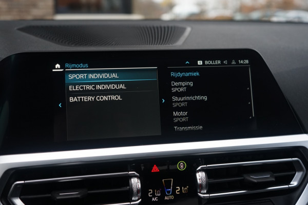 BMW 3-serie 330e M-Sport sedan