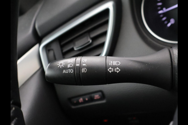 Nissan QASHQAI 1.2 N-CONNECTA + TREKHAAK | PANORAMA | 18 INCH | 360 CAMERA