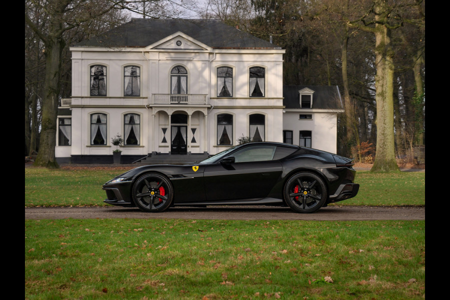 Ferrari 12Cilindri 6.5 V12 | Full carbon | Lift | Airbrushed Shields | Burmester | Atelier