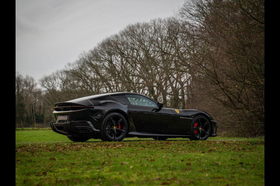 Ferrari 12Cilindri 6.5 V12 | Full carbon | Lift | Airbrushed Shields | Burmester | Atelier