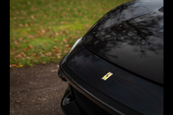 Ferrari 12Cilindri 6.5 V12 | Full carbon | Lift | Airbrushed Shields | Burmester | Atelier