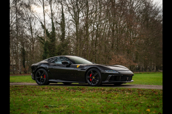 Ferrari 12Cilindri 6.5 V12 | Full carbon | Lift | Airbrushed Shields | Burmester | Atelier