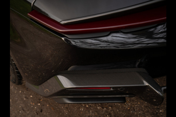 Ferrari 12Cilindri 6.5 V12 | Full carbon | Lift | Airbrushed Shields | Burmester | Atelier