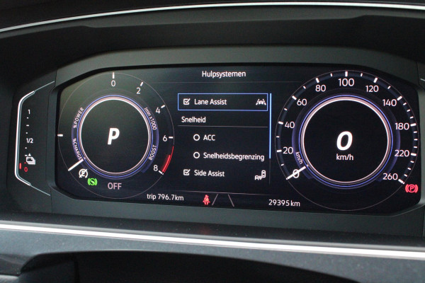 Volkswagen Tiguan 1.4 TSI 245PK eHybrid R-LINE BUSINESS + | BEKLEDING LEDER VIENNA | PANORAMISCH SCHUIF/KANTEL DAK | ELEKTRISCH WEGKLAPENBARE TREKHAAK | R-LINE INTERIEUR/EXTERIEUR | VERWARMBARE VOORSTOELEN/STUUR | ELEKTRISCH BEDIENBARE VOORSTOELEN MET GEHEUGEN FUNCTIE | AKOESTISCH GLAS GETINT | KEYLESS ACCESS/START | ELEKTRISCH BEDIENABRE ACHTERKLEP | DAKSPOILER R-LINE | SFEER VERLICHTING | RIJASSISTENT PAKKET O.A. LANE ASSIST EN ADAPTIVE CRUISE CONTROL EN DODEHOEK DETECTIE | NAVIGATIE | APPLE CARPLAY/ANDROID AUTO | DAB+ RADIO | LED MATRIX KOPLAMPEN (IQ LIGHT) | DRAADLOZE TELEFOONLADER