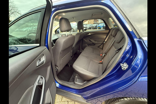 Ford FOCUS Wagon 1.5 Ecoboost Titanium 150pk 17 inch Velgen | Wegklapbare haak | Stoelverwarming | Navigatie | SYNC 3 | Voorruit verwarming | Cruise control