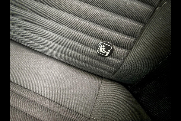 Ford FOCUS Wagon 1.5 Ecoboost Titanium 150pk 17 inch Velgen | Wegklapbare haak | Stoelverwarming | Navigatie | SYNC 3 | Voorruit verwarming | Cruise control