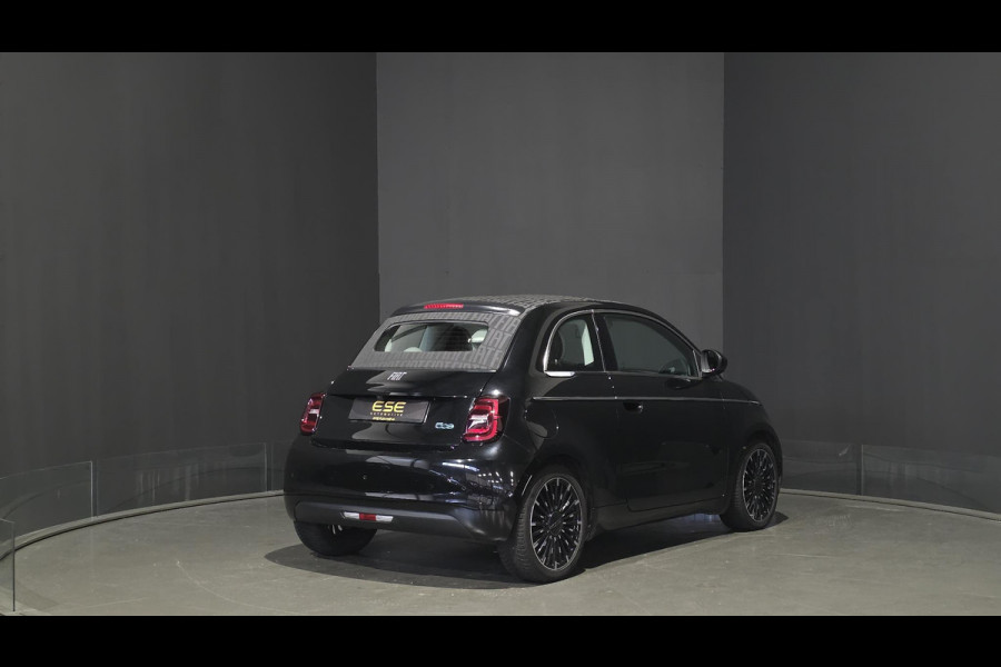Fiat 500C La Prima 42 kWh | Camera | Stoelverwarming | Carplay