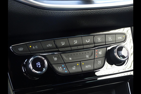 Opel Astra 1.2 Ultimate Leder | Afn. Trekhaak