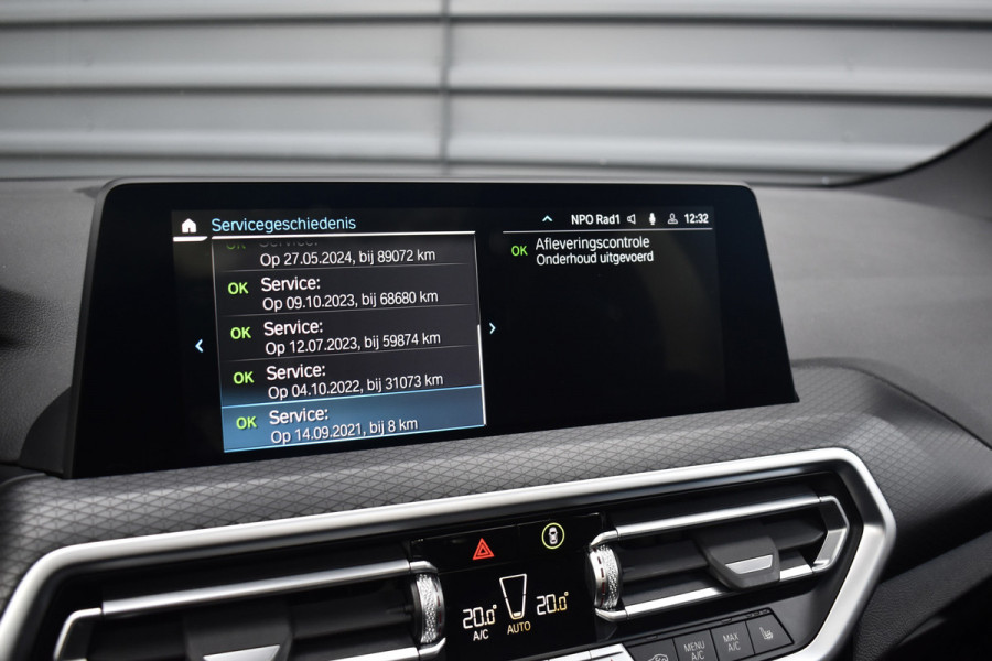 BMW X3 xDrive30e M Sport Shadow | Pano | Laser | Head-Up | Trekhaak | CarPlay | Stuur+Stoelverwarming |