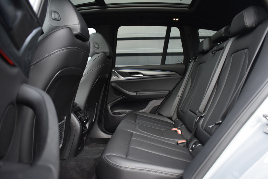 BMW X3 xDrive30e M Sport Shadow | Pano | Laser | Head-Up | Trekhaak | CarPlay | Stuur+Stoelverwarming |