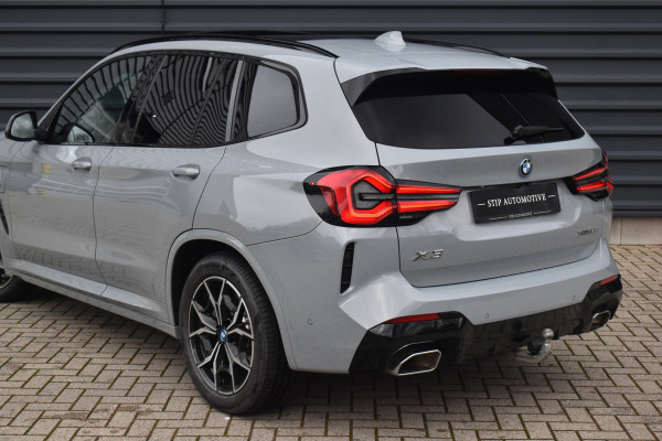 BMW X3 xDrive30e M Sport Shadow | Pano | Laser | Head-Up | Trekhaak | CarPlay | Stuur+Stoelverwarming |