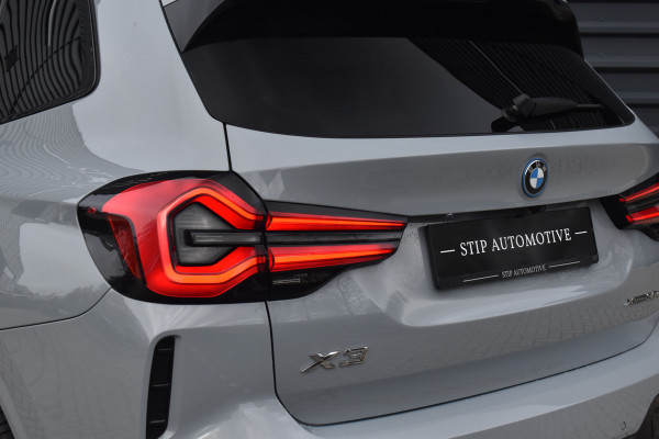 BMW X3 xDrive30e M Sport Shadow | Pano | Laser | Head-Up | Trekhaak | CarPlay | Stuur+Stoelverwarming |