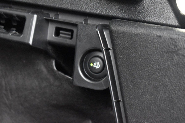 BMW X3 xDrive30e M Sport Shadow | Pano | Laser | Head-Up | Trekhaak | CarPlay | Stuur+Stoelverwarming |