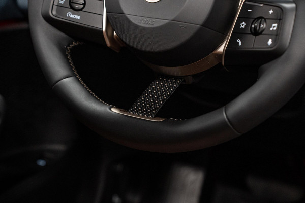 MINI Countryman 1.5 C Favoured M *Panorama / Head-up Display / Keyless Entry / Apple Carplay / LED-verlichting*