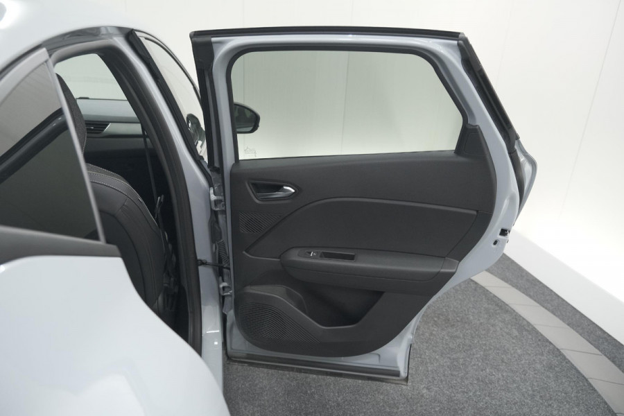 Renault Captur Mild Hybrid 160 EDC Techno | Pack Winter | Camera | Adaptieve Cruise Control | Apple Carplay