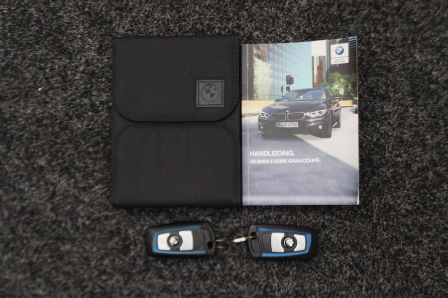 BMW 4 Serie Gran Coupé 418i Executive Edition M Sport Climate, Camera, Cruise, Navigatie, Trekhaak, Standkachel, DAB, LED, 18''