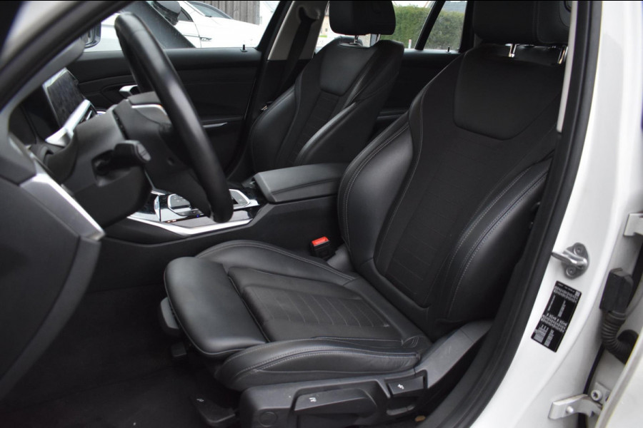 BMW 3 Serie Touring 318i High Executive Sport Line | TREKHAAK | APPLE CARPLAY | NAP | DEALER ONDERHOUDEN | ANDROID AUTO