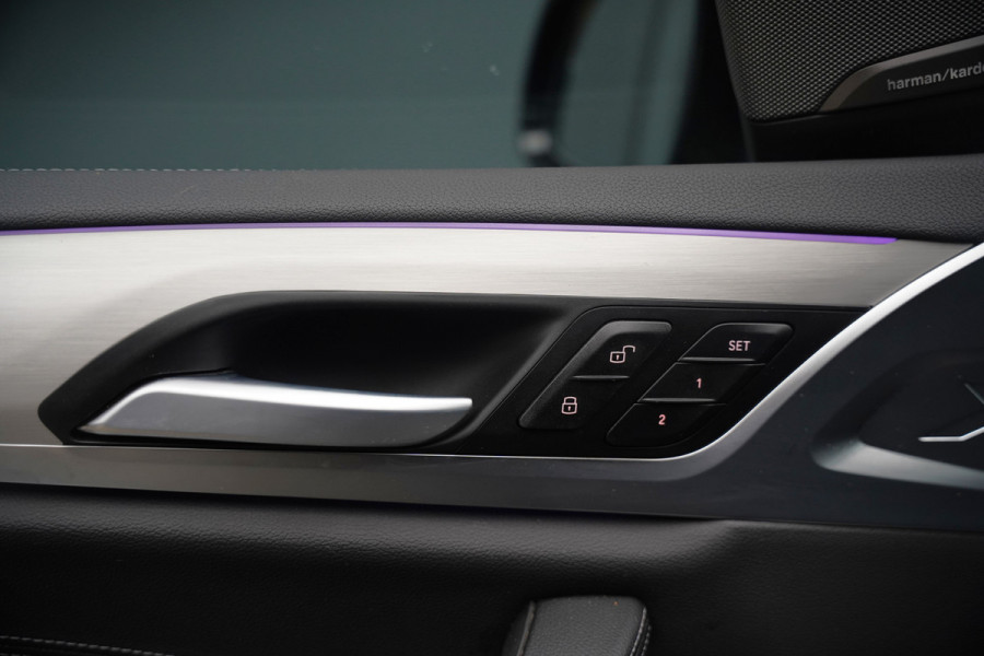 BMW iX3 High Executive 80 kWh | Panoramadak | Keyless | Stoelverwarming | Harman Kardon | Memory Seat | Head-Up Display | 360 Camera | Ambiance Verlichting | Trekhaak | Adaptive LED | Elektrische Stoelen | Apple Carplay |