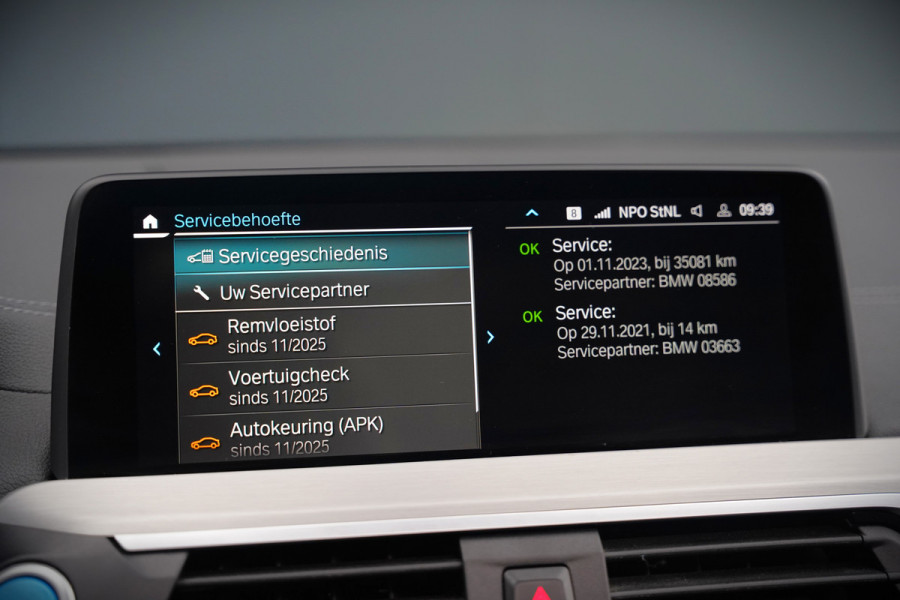 BMW iX3 High Executive 80 kWh | Panoramadak | Keyless | Stoelverwarming | Harman Kardon | Memory Seat | Head-Up Display | 360 Camera | Ambiance Verlichting | Trekhaak | Adaptive LED | Elektrische Stoelen | Apple Carplay |