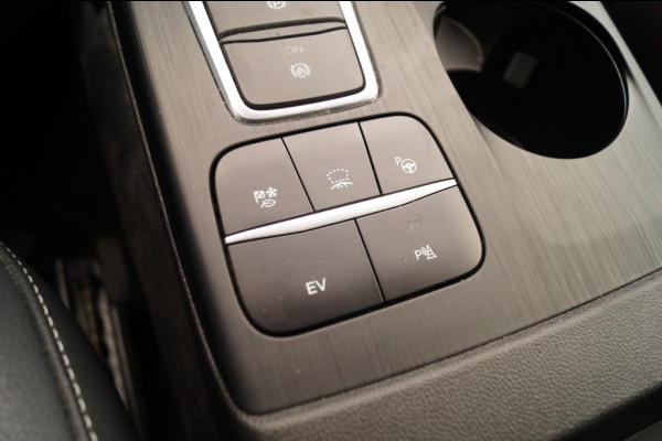 Ford Kuga 2.5 PHEV Titanium X -NAVI-ECC-PDC-