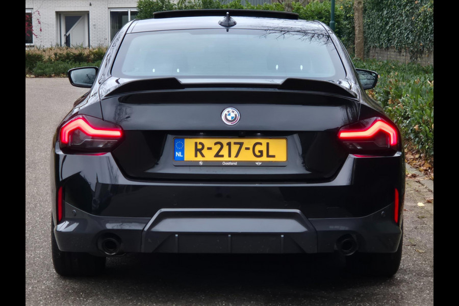 BMW 2 Serie M Sport Coupé 50-jahre Edition Fabrieksgarantie Schuifdak NAP NL CarPlay Camera 100% Dealeronderhouden RIJKLAAR