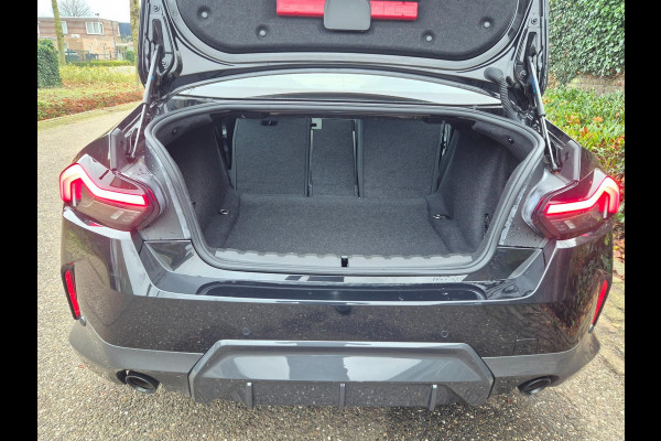 BMW 2 Serie M Sport Coupé 50-jahre Edition Fabrieksgarantie Schuifdak NAP NL CarPlay Camera 100% Dealeronderhouden RIJKLAAR